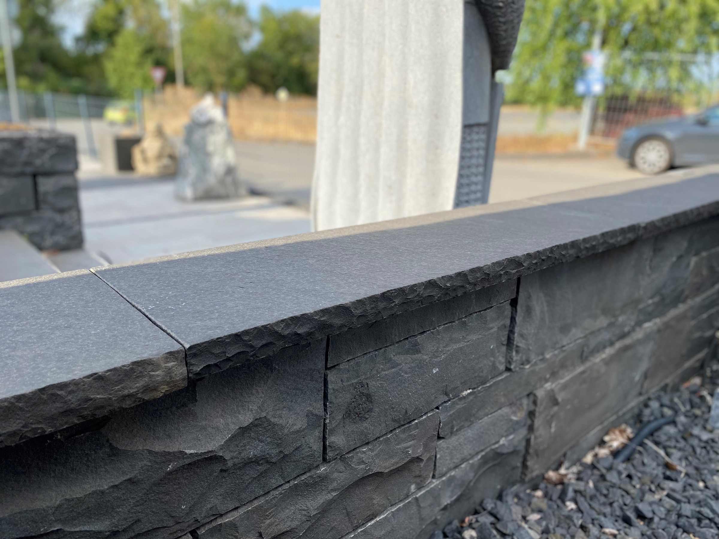 Mauerabdeckung Bagira Basalt 2